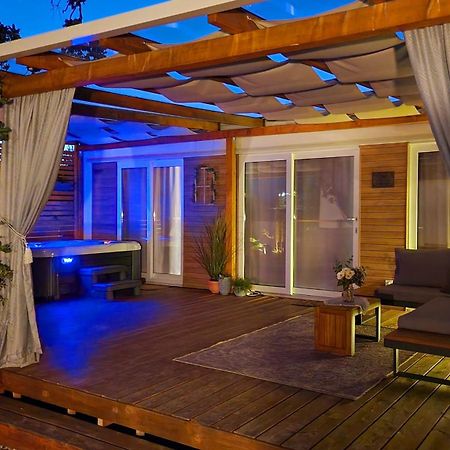 Privilege Resorts Exclusive Camping Villas Selce Exterior photo
