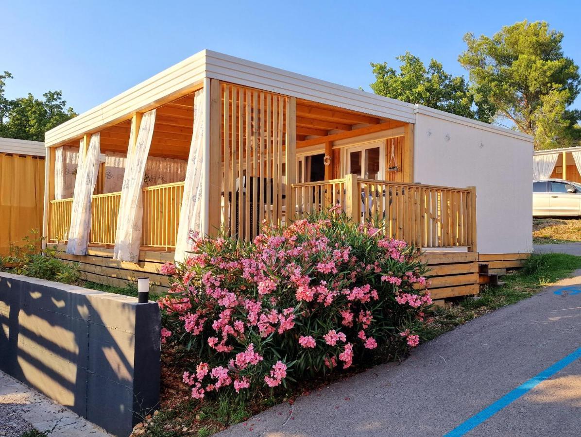 Privilege Resorts Exclusive Camping Villas Selce Exterior photo